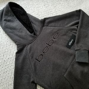 🚚🏠MOVING SALE 🌟NWT Bebe fleece hoodie (L)